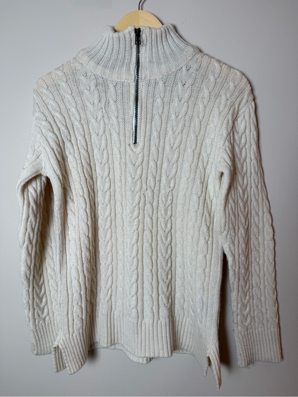 Peregrine 100% Pure New Wool Cable Knit Quarter-Zip Sweater M